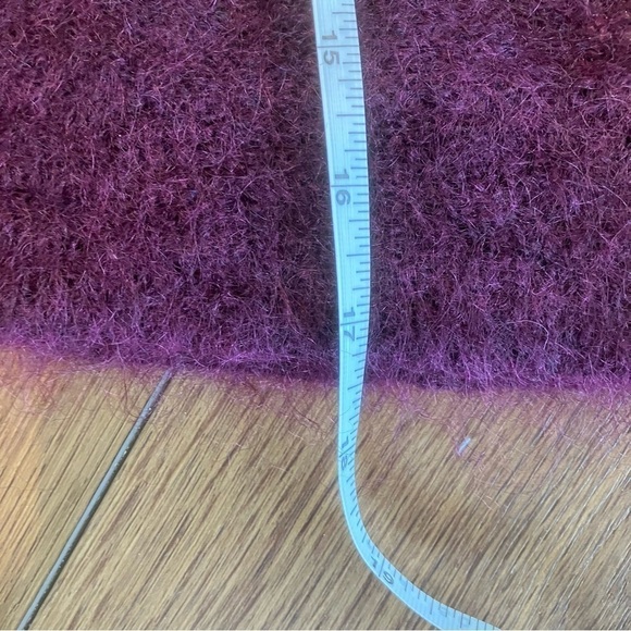 Banana Republic Burgundy Mohair/Wool Blend Sweater (MP) - Picture 6 of 7